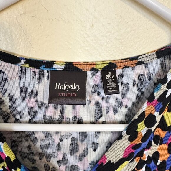 Rafaella Studio Womens Blouse Multicolor Abstract Short Sleeve V Neck Top Small - Picture 2 of 6